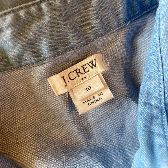 J.Crew Sleeveless chambray button up with tie bottom. Size 10 - Picture 7 of 7